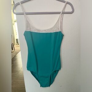 lace/green leotard
